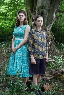 دانلود فیلم We Have Always Lived in the Castle 20189897-1735460069