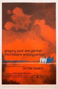 دانلود فیلم On the Beach 1959399529-690723773