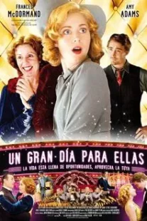 دانلود فیلم Miss Pettigrew Lives for a Day 2008425519-207723689