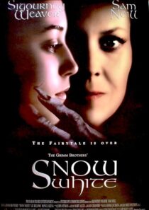 دانلود فیلم Snow White: A Tale of Terror 1997424441-284185443