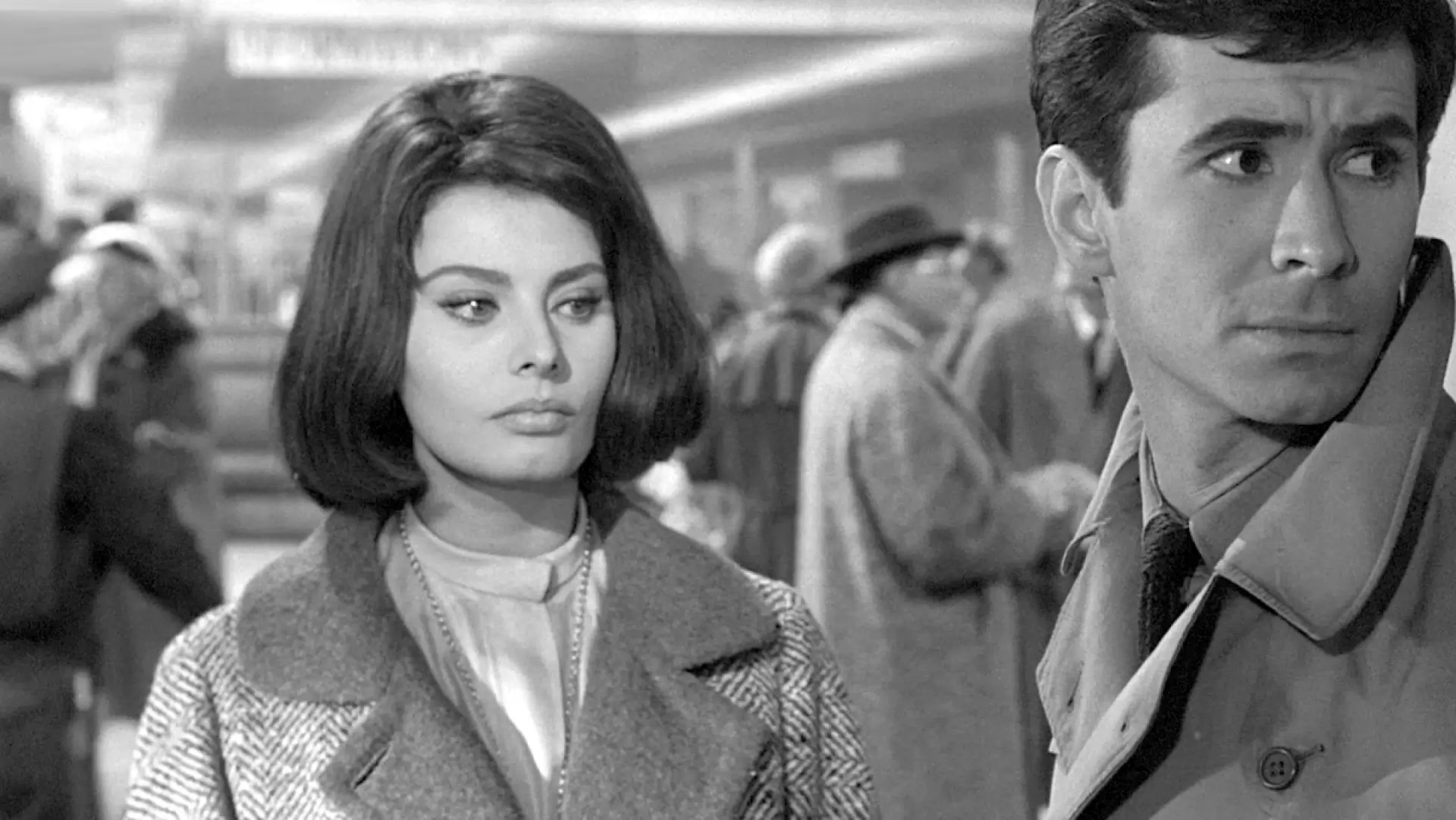 دانلود فیلم Five Miles to Midnight 1962