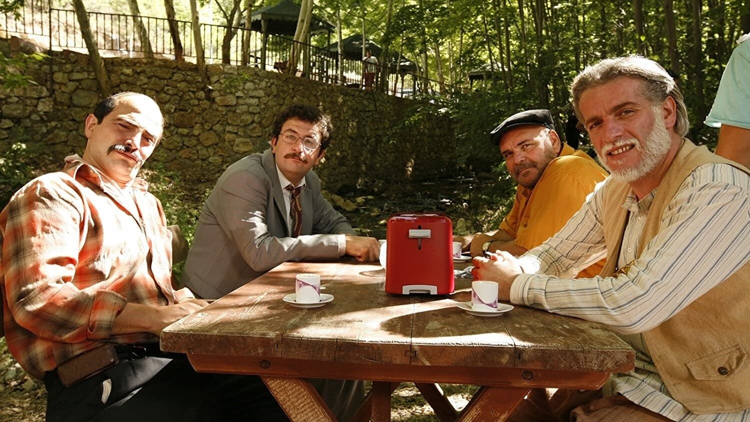 دانلود فیلم Dügün Dernek 2013